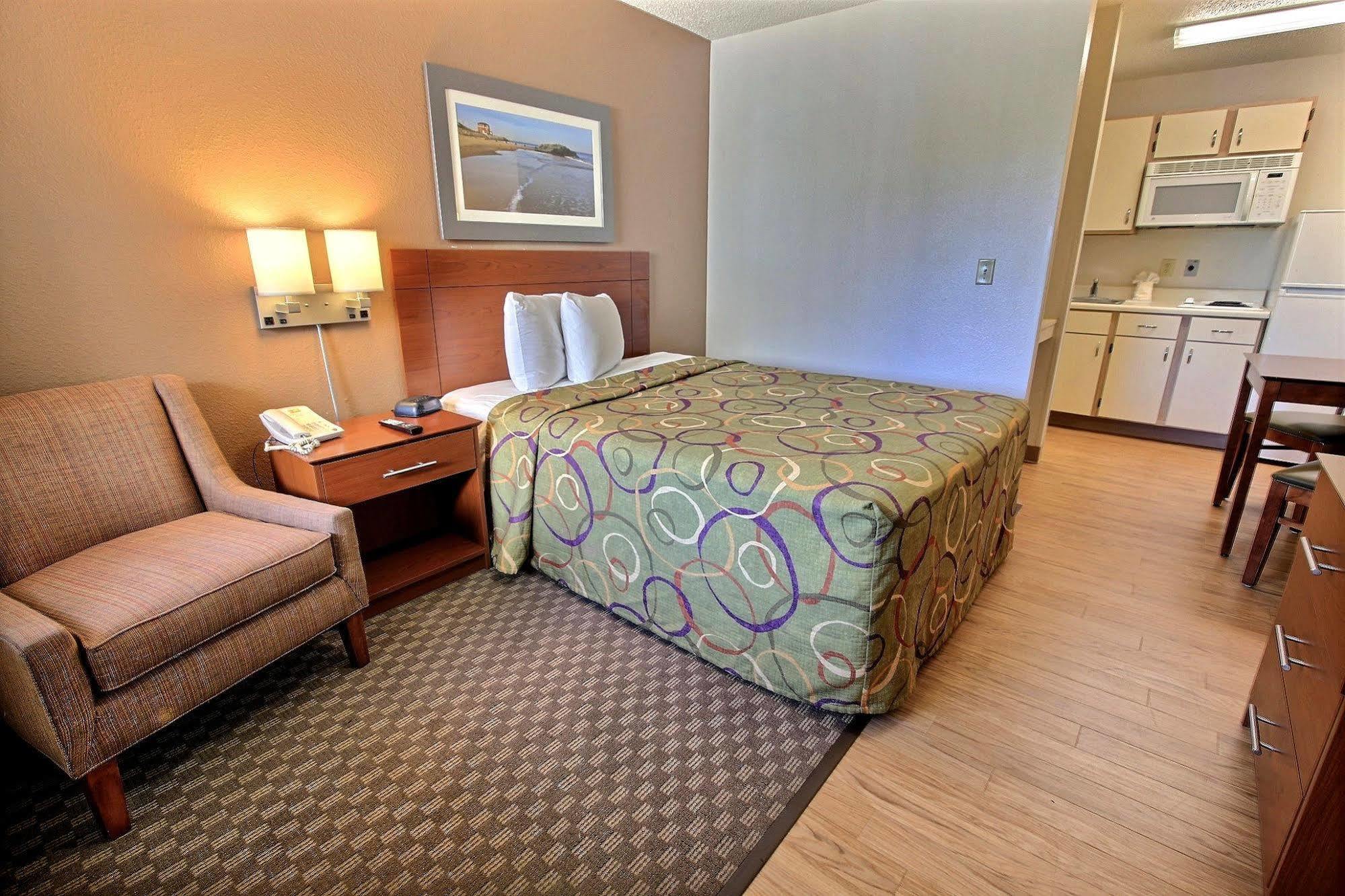 Intown Suites Extended Stay Chesapeake Va - I-64 Crossways Blvd Zewnętrze zdjęcie