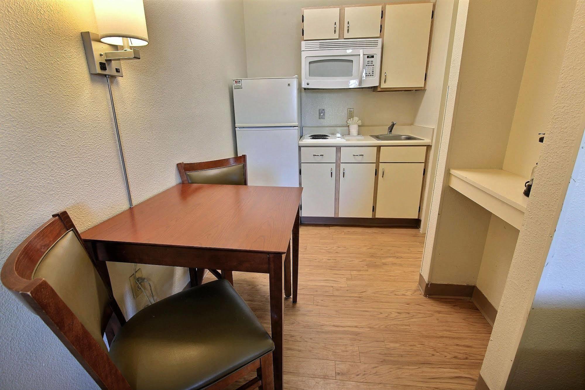 Intown Suites Extended Stay Chesapeake Va - I-64 Crossways Blvd Zewnętrze zdjęcie